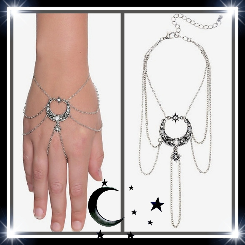 Blackheart Moon & Stars Ring Bracelet